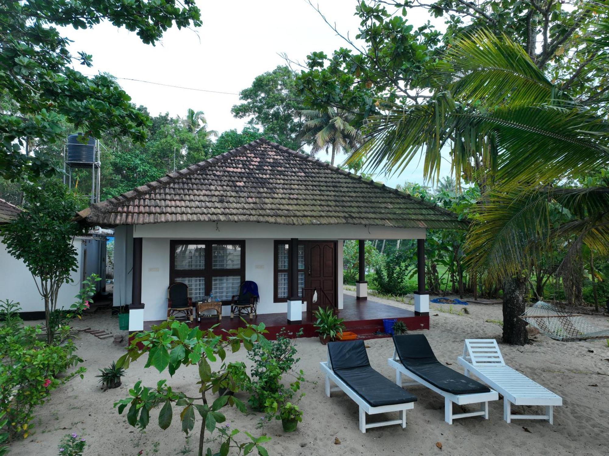 Marari Sealap Beach Villas Марарикулам Екстериор снимка